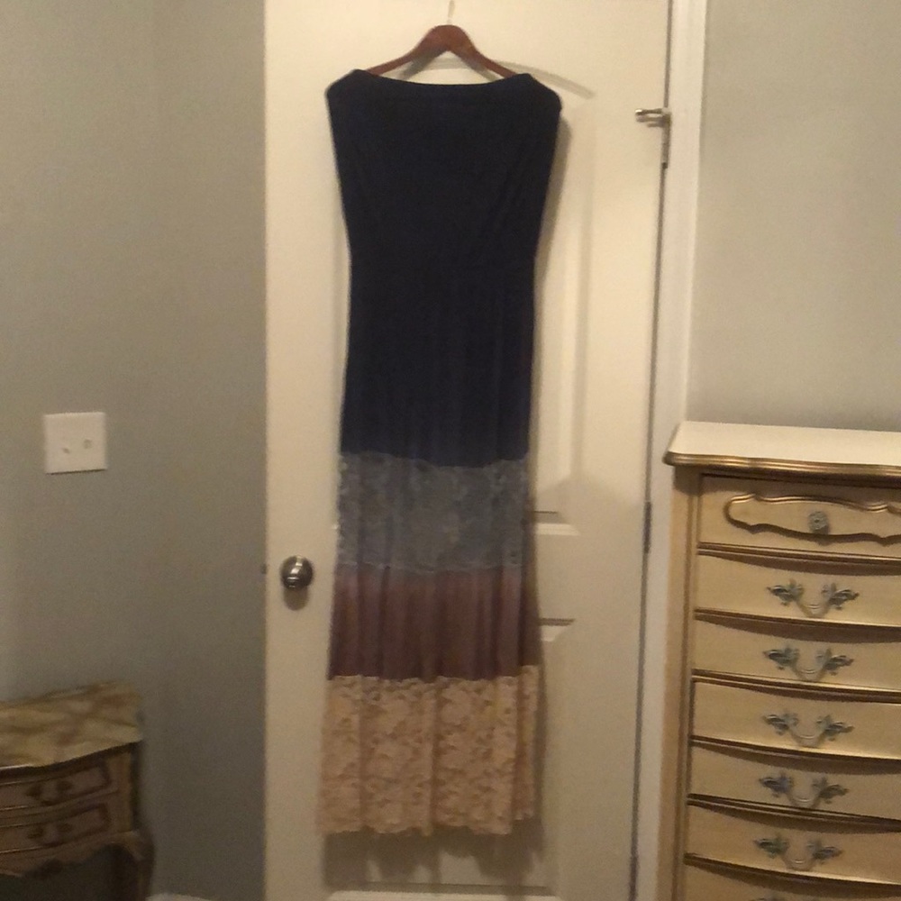 Never worn. No tags